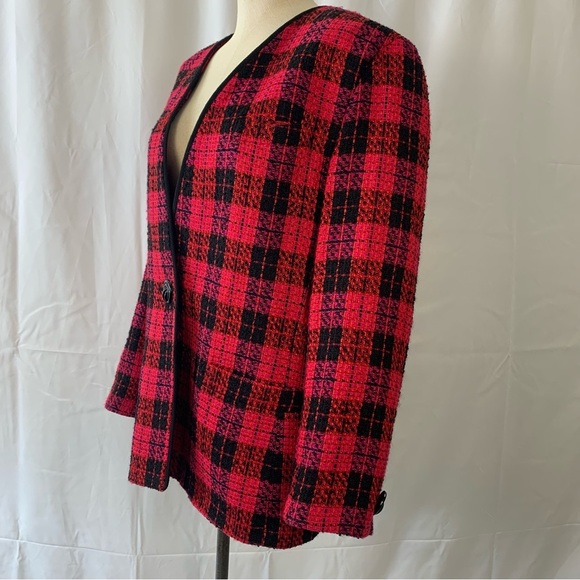 Vintage Plaid Tweed Blazer - Pink, Red and Black - Picture 4 of 8